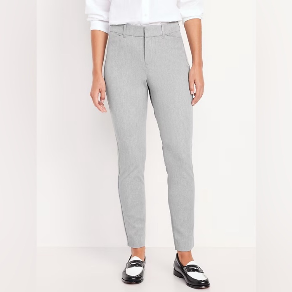 Old Navy Women's grey pixie pants